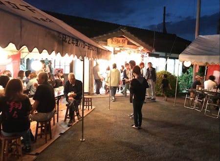 無人駅を活用した立ち飲み食堂