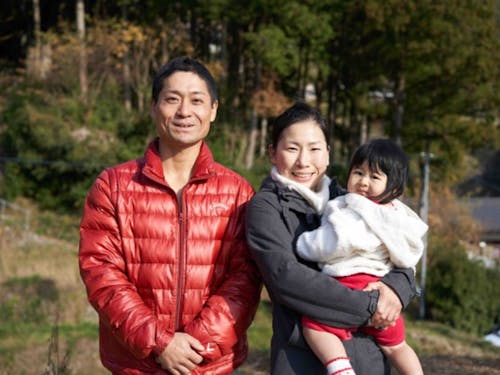 塙 賢治(はなわ けんじ)さんご家族