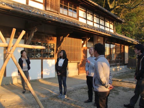 古民家見学の様子