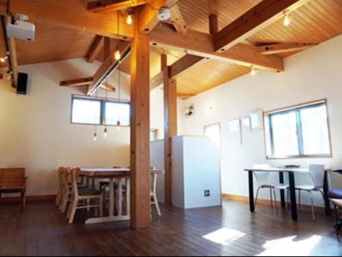 木のぬくもりを感じられる浜松市天竜区のトライアルオフィス。