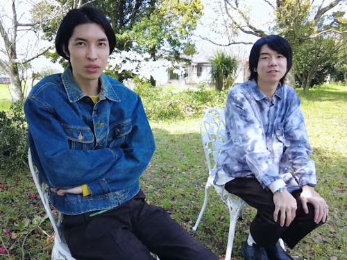 (左)轟木 凌也さんと(右)比志島 隆太さん