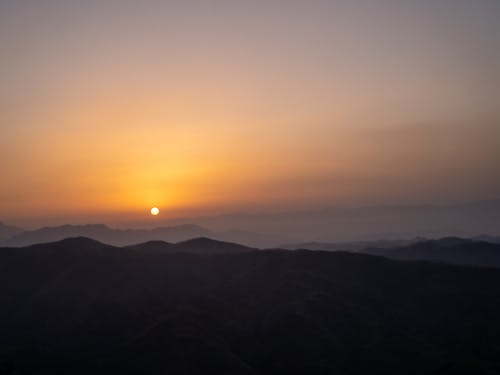 少し車で登れば絶景が待ってます。