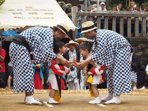 潮来市で行われるちびっ子相撲、どちらも頑張っています!