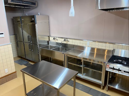 もちろん厨房機器や調理器具も用意済み