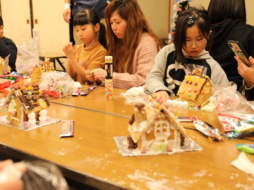 外国文化をお菓子の家づくりから感じます。