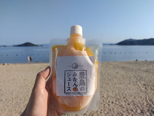 商品化した「豊島のみかんジュース」