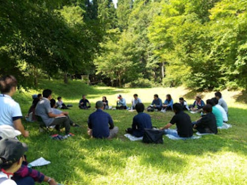 全国各地から集まる人財。経営者、ボディワーク、記者、営業、観光、ノマドワーカー、製造、業種は様々。