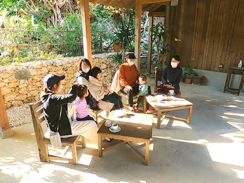 4人移住者が語る島での子育て