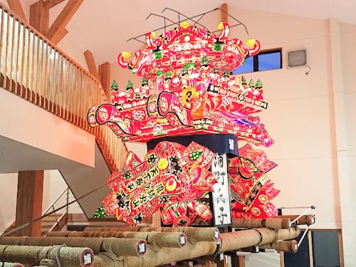 小矢部市。夜高行灯。小矢部市の夏はこの祭りで盛り上がります。