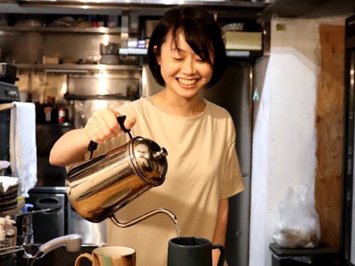 試食時にはコーヒーが欠かせません