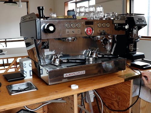 導入予定のエスプレッソマシン:LA MARZOCCO