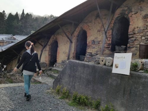 飾らない信楽を体験できる場所がコンセプトの「Ogama」さん