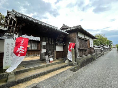 城下町の中にあるが、観光客はそれほど多くない。