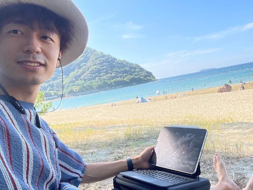 晴れた日は菊ヶ浜でお仕事 癒される~