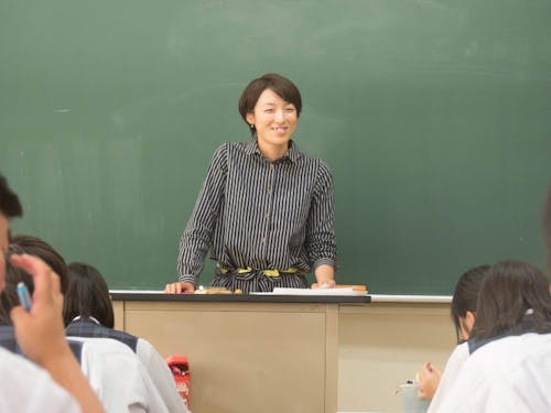 タッグを組んで働く教育コーディネーターの本間さん。教育コーディネーターを採用している自治体はまだ少なく、彼女のコーディネートのもと様々なプロジェクトが現在進行形で動いています。