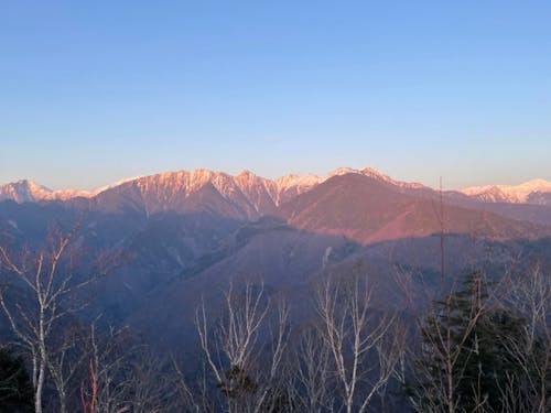 山々に囲まれた自然豊かな遠山郷