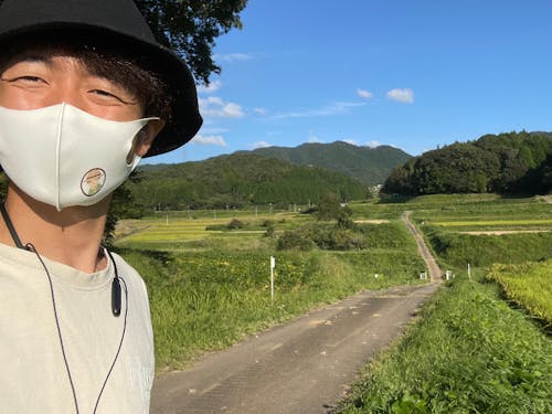 現地に居るからこそわかるリアルな暮らしをお伝えしていきます！