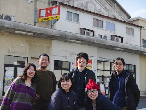 進化し続ける映画館「豊岡劇場」と、豊岡映画センターメンバー