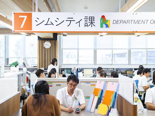 ゲームをヒントにまちづくりを考えるシムシティ課の取組