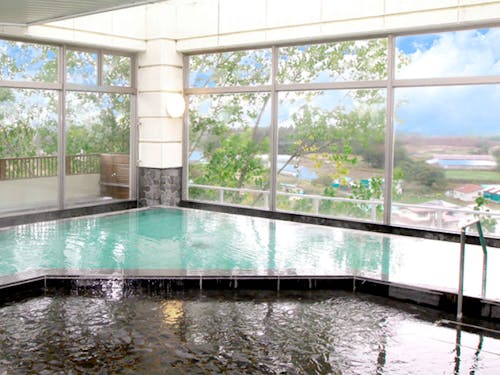 大パノラマビューの大浴場