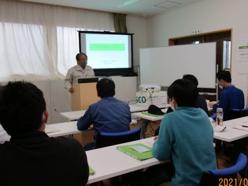 座学研修も充実!
