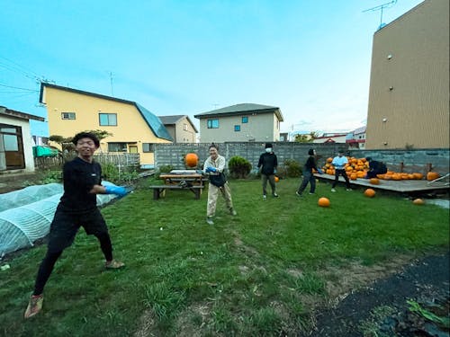 季節行事を行う様子