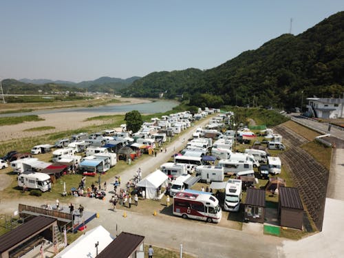 野口オートキャンプ場は、電源サイトがある区画がとにかく広いです。