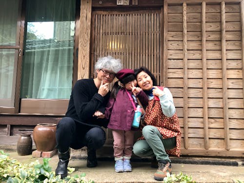 子どももお母さんもデザイナーさんも、みんなで待ってます!