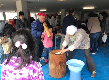 農と食を育む会の餅つき大会
