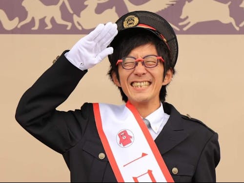 MCを務めてくれるアンカンミンカン富所さん