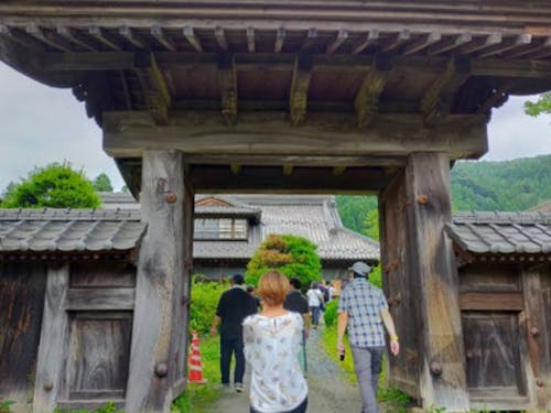 実際に地域に行き、本質的な課題や魅力的な資源の可能性を捉え、事業計画へ。