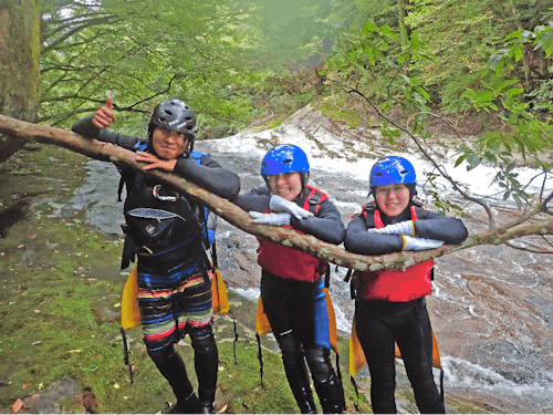 大自然の中、全身を使う仕事はやりがい十分