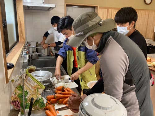 自分たちの野菜を、ワイワイ調理して試食するのも楽しみ~!