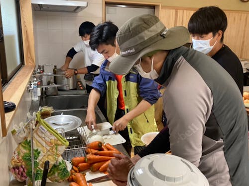 丹精こめて育てた野菜、最初のお客さんは、モチロン、自分たちです！