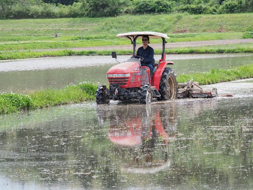 農業×服飾業! 二足の草鞋の若手農家さん。https://smout.jp/plans/4989