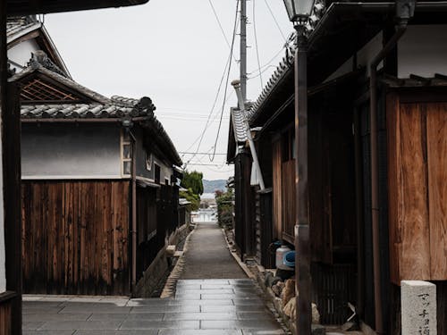 本島・笠島の風景 離島の中に街並み保存地区