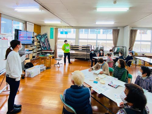 公民館では色々な講座や勉強会を企画します。