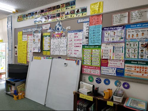 【教室内観】「英語を楽しく」続けられる工夫がいっぱい!