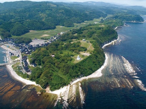 珠洲市は、能登半島の最先端に位置する本州で一番人口の少ない市です。