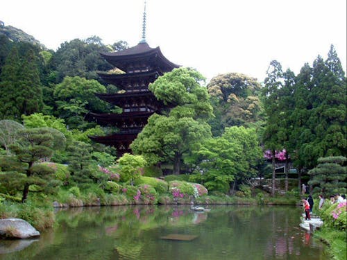 山口市の瑠璃光寺・五重塔は四季毎に美しい姿を見せてくれる