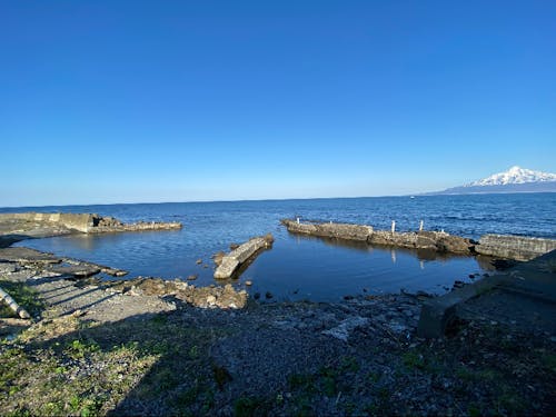 今でも礼文島にはかつて袋澗として使われていた場所の名残が存在します。