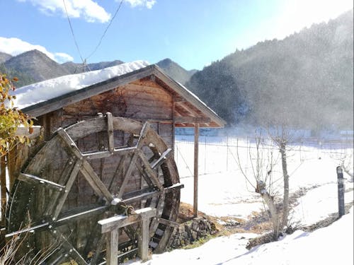 冬は寒いです!降雪状況は毎年、異なりますよ。