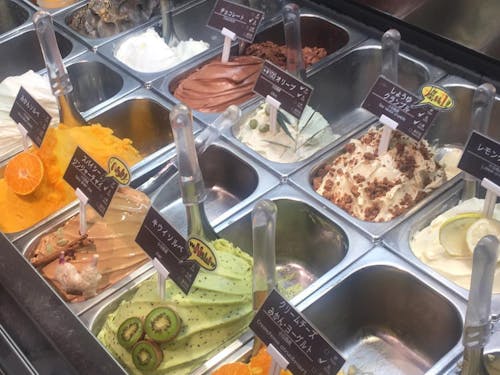 色とりどりの小豆島の旬の食材を活かしたジェラート