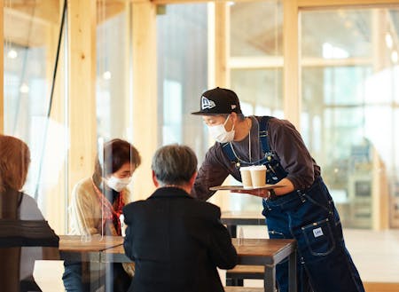 SUNBASHI CAFÉ 店長の佐藤さん(地域おこし協力隊)