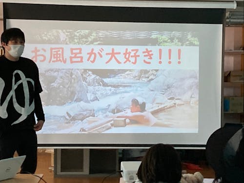 春休みには温泉ソムリエから"温泉の味わい方"を教わることも!