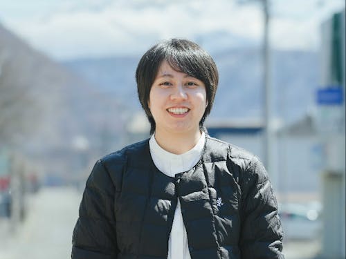 上川町移住コーディネーター:小野加奈子(地域おこし協力隊卒業時に、仲間と町内で㈱Earth Friends Campを立ち上げる。)インタビュー:https://youtu.be/D5UOS-eyPqE(youtube)