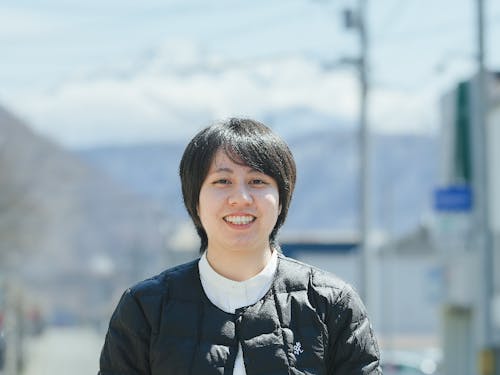 上川町移住コーディネーター:小野加奈子(地域おこし協力隊卒業時に、仲間と町内で㈱Earth Friends Campを立ち上げる。)インタビュー:https://youtu.be/D5UOS-eyPqE(youtube)