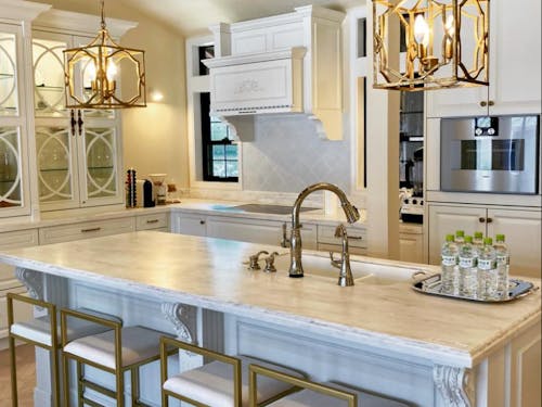 室内のキッチン