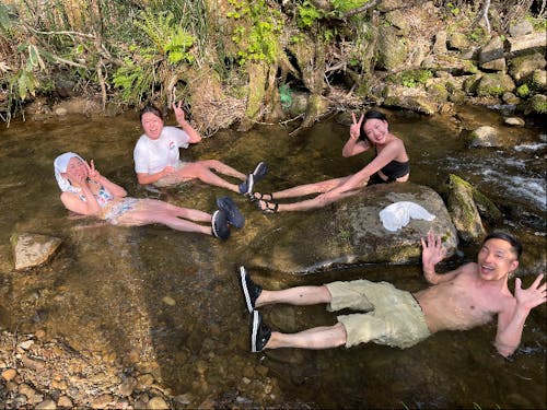 落部川でのサウナの様子