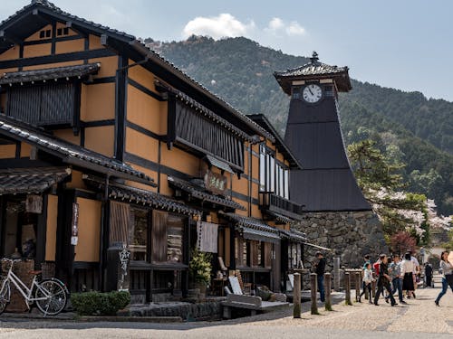 活動拠点「たくみ工芸」付近の風景「城下町の出石」